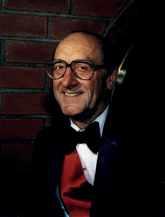 George Mueller was responsible for overseeing the completion of Project Apollo at NASA.