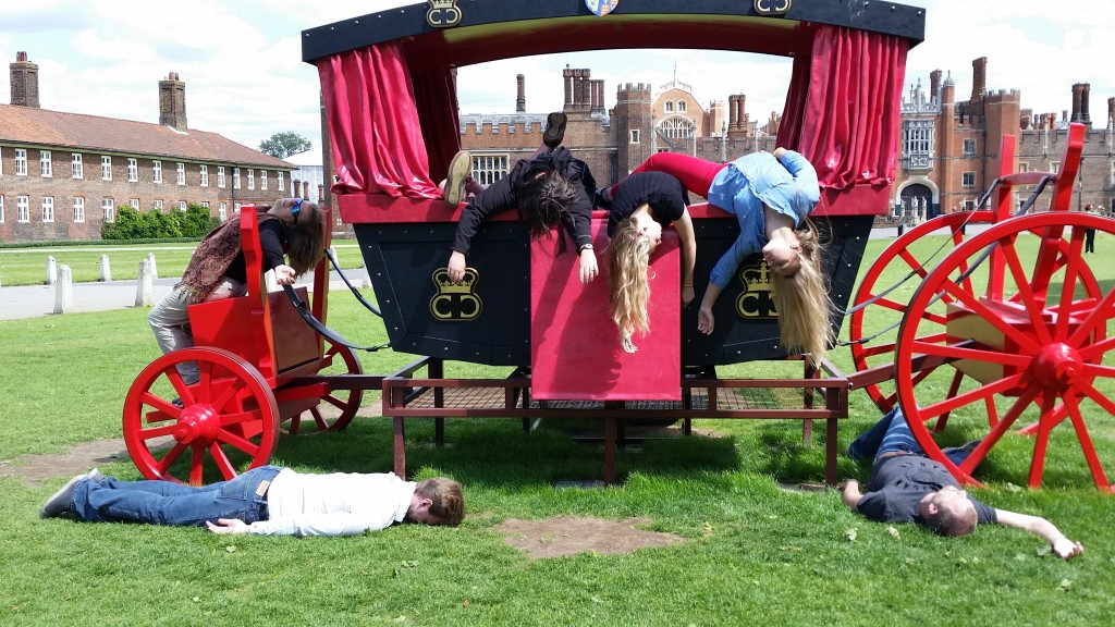 Hampton Court Carriage2