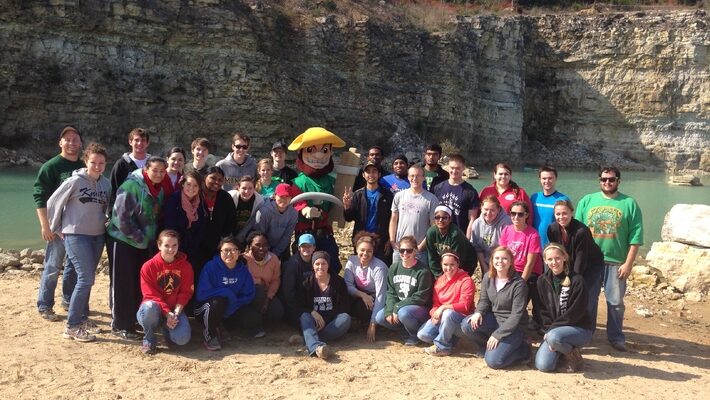 Students to serve at four locations during spring break