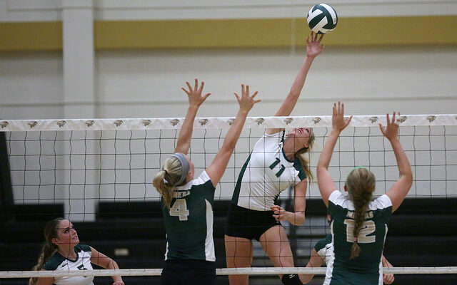 Volleyball team headed to NCAA tournament