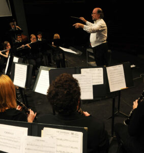 2008 11 16 wind symphony edit file DSC_3237