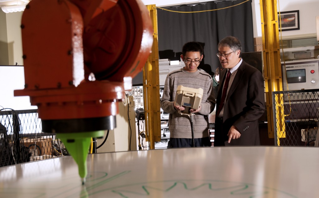 Professor Frank Liou, right, is working with professor Jagannanthan Sarangapani to use 3-D printers to make new materials that are not currently in existence.
