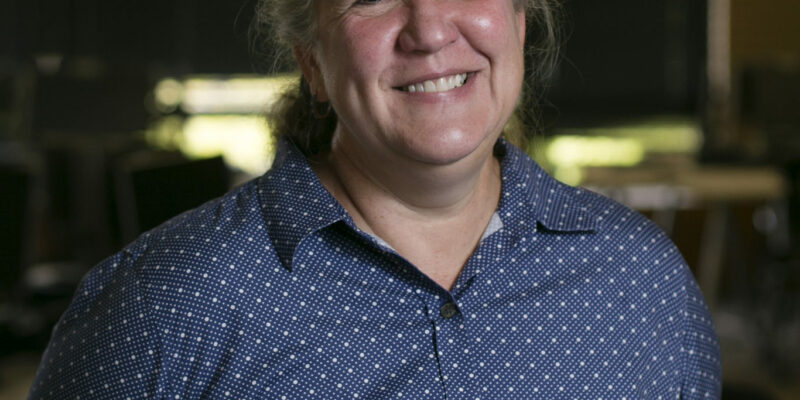 Mariesa Crow receives IEEE award