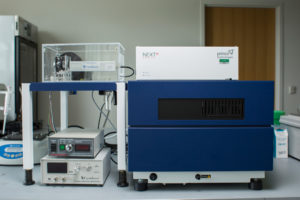 The P-scan device non-invasively monitors levels of pteridine biomarkers in urine. Photo by Sam O'Keefe/Missouri S&T