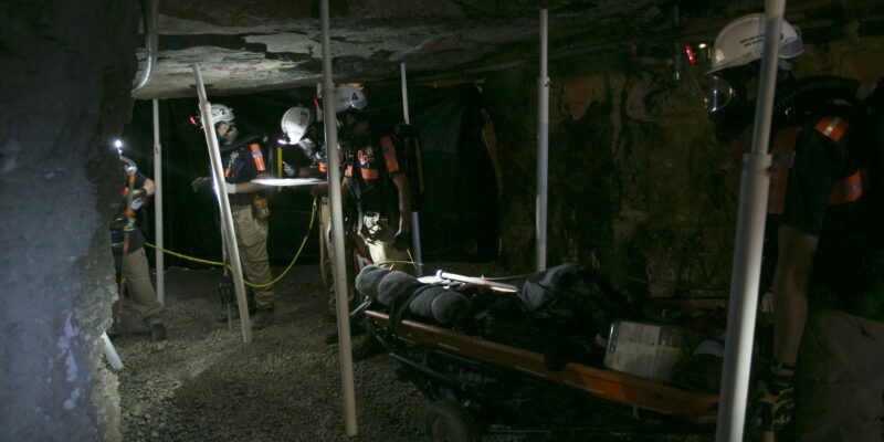 Escaping a mine disaster