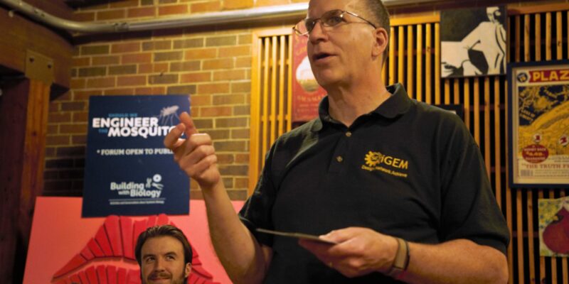 Biology professor honored as St. Louis science educator of the year