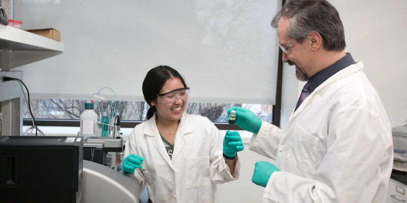 Nanodiamond research shines brightly on S&T chemistry student’s success