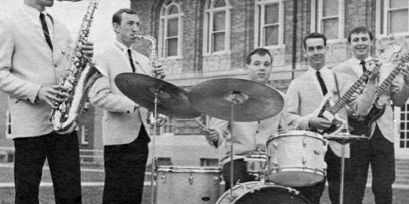 ’60s S&T rock band reunites for golden performance