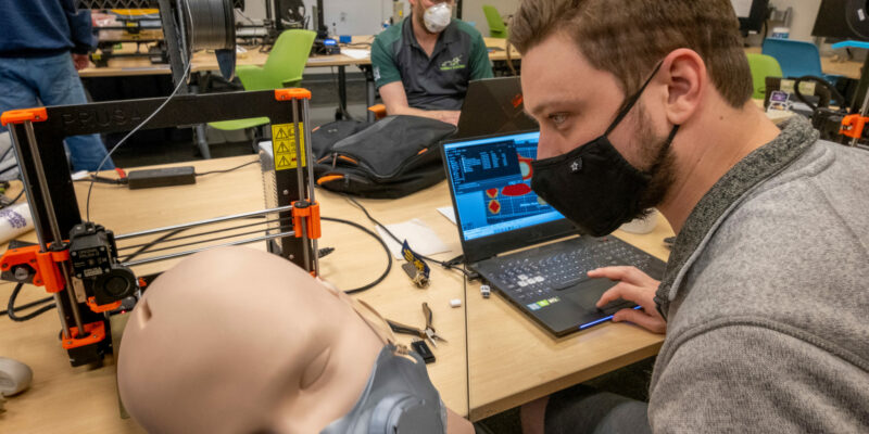 Campus rallies to 3-D print protective medical gear