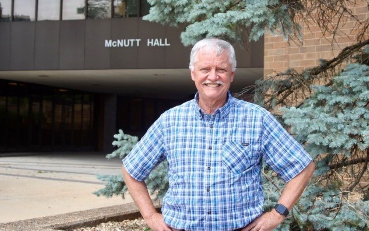 Dr. Richard K. Brow on the Missouri S&T campus