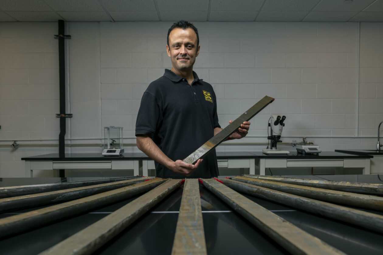 Photo of Dr. Jonathan Obrist-Farner in the lab at Missouri S&T