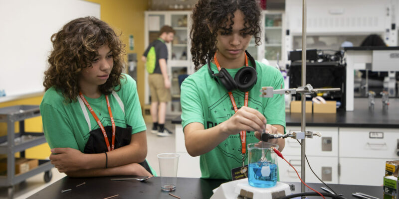 ‘Discovering Chemistry’ camp recap