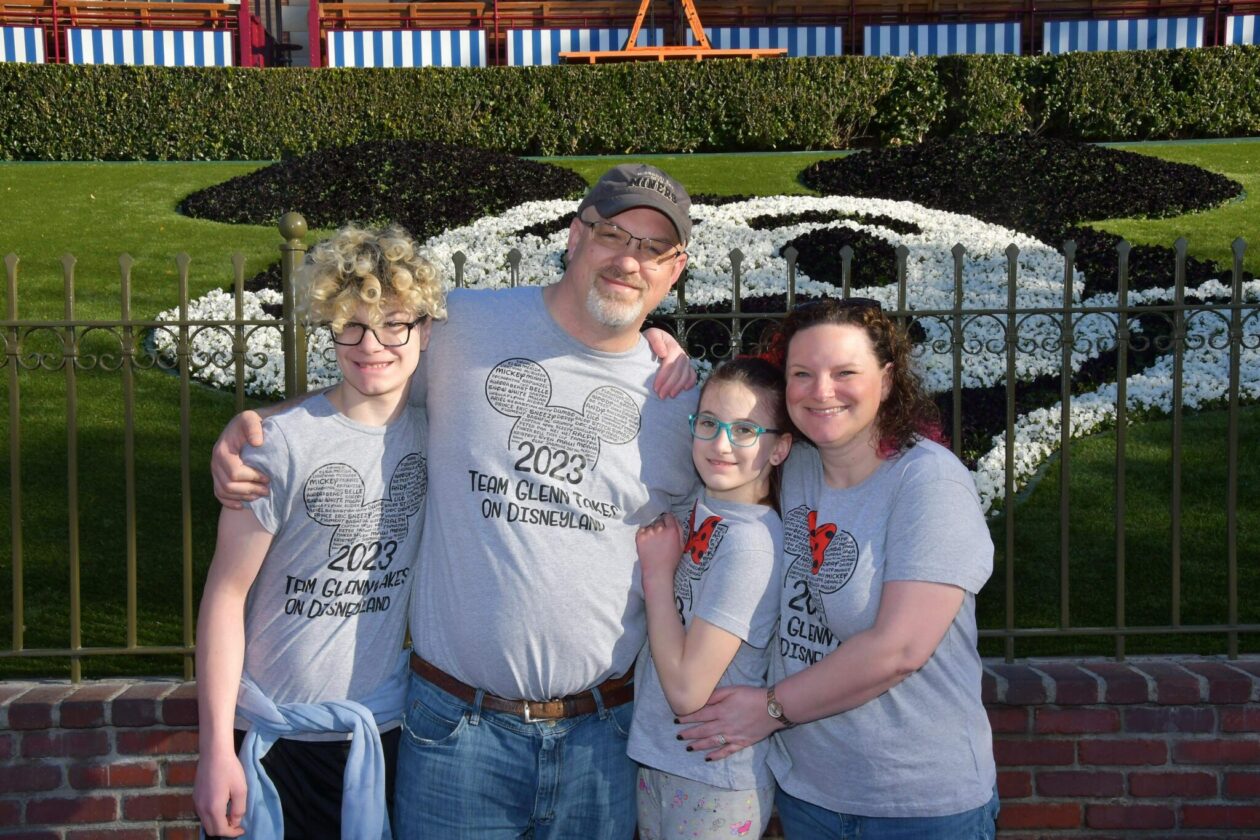 Corie Glenn, far right, with her husband, Jeremy, and two children, Christopher, 13, and Miranda, 11. Photo courtesy of Glenn.