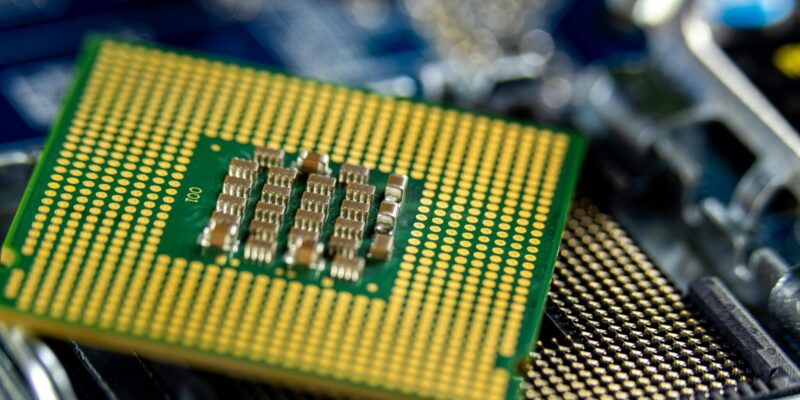 Students invited to attend event focused on semiconductor careers March 17
