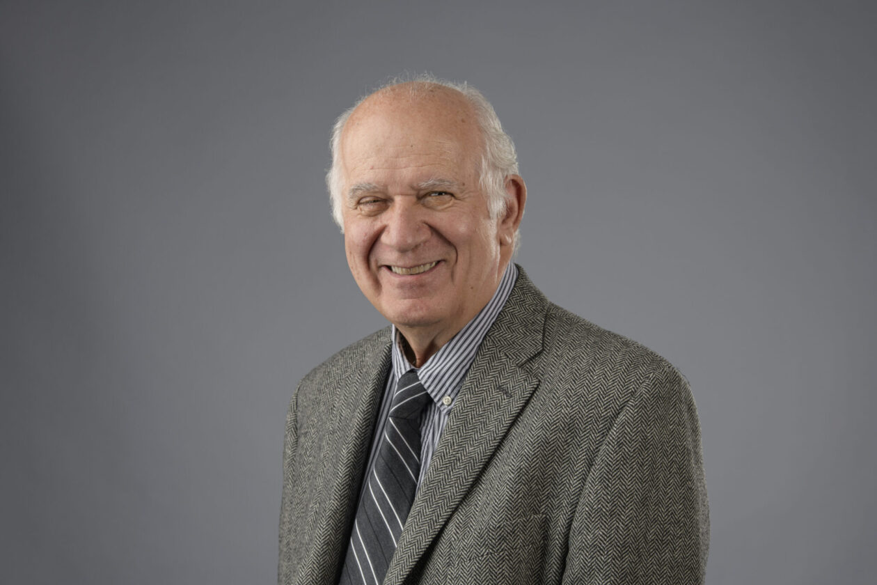 Dr. Cihan Dagli.